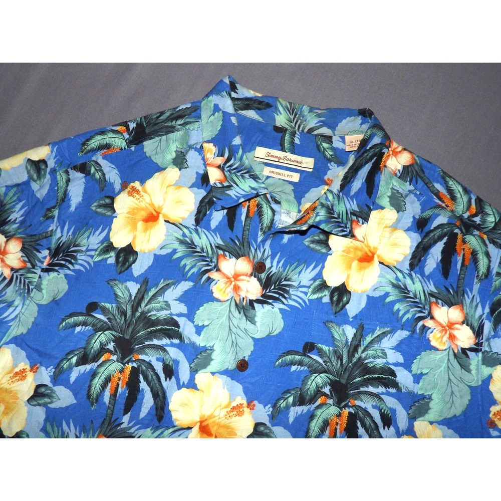 Tommy Bahama 100% Silk Short Sleeved Button Up Floral Hawaiian Shirt Men's XL